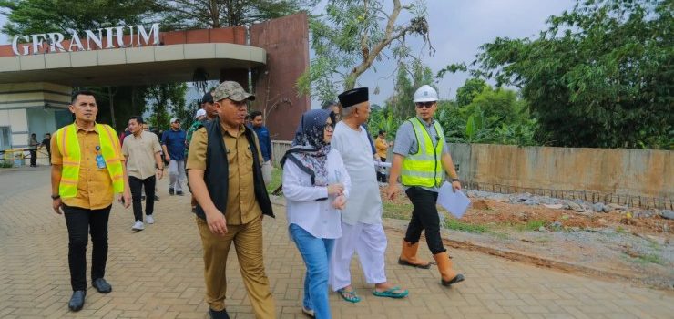 Pilar Saga Kembali Tinjau Progres Pembangunan Turap Kali Ciater Hilir Segmen Serpong Park-Laverde