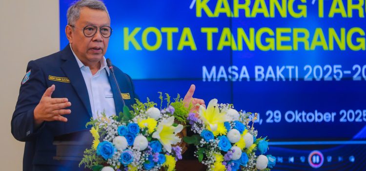 Lantik Pengurus Karang Taruna Tangsel 2025-2030, Benyamin Davnie Ajak Pemuda Jadi Motor Pembangunan